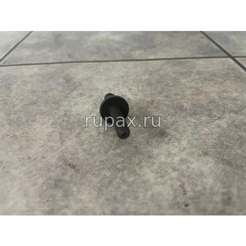 Фото Болт-шпилька 4940117 (M5*0.8*20/M6*1.00*12) ISF/2.8/3.8/ISBe