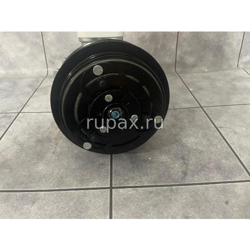Фото Компрессор кондиционера 2874117 ISZ13/QSZ13