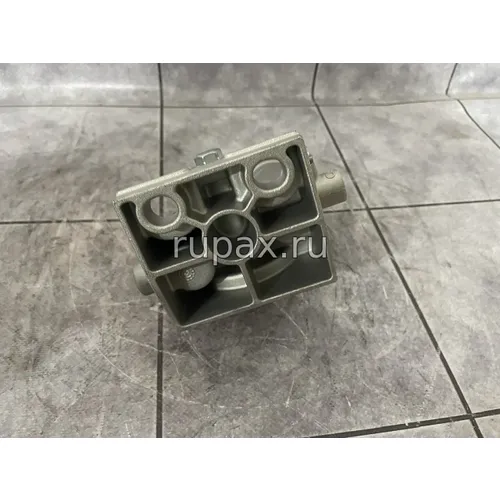 Фото Кронштейн-насос подкачки топливного фильтра 5364385, 5288347, 5264163, FH21107, FH22263 4ISBе4.5/QSB4.5