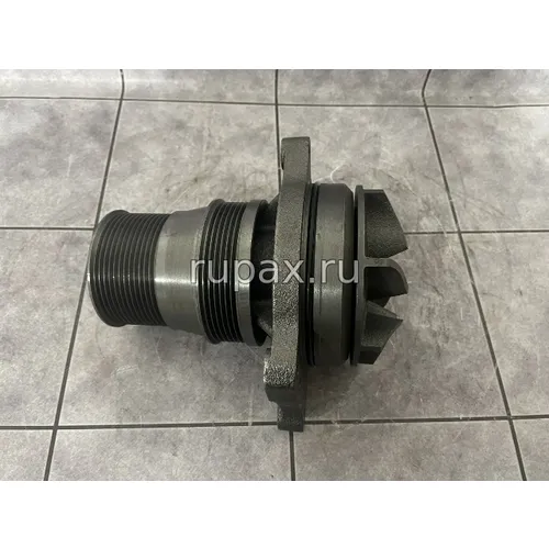 Насос водяной помпа 5719766, 4386573, 5719767, 4386581 X15