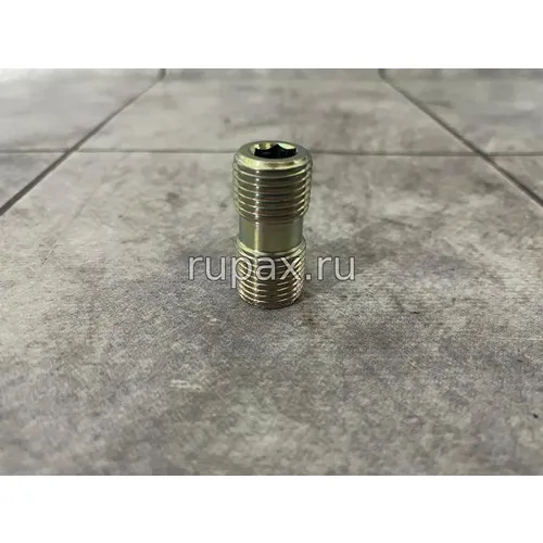 Штуцер переходник адаптер 6732-71-6650, 6732-71-6340, 124-01-55530 Komatsu/4D102/6D102/6D114