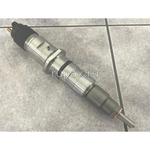 Форсунка топливная 6746-11-3300 (KOMATSU)