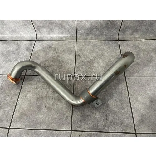 Фото 851-01-1956 Трубка маслозаборник поддона 851011956 (DRESSTA L534, 534C, TD20M) Трубка маслозаборник поддона 851-01-1956 (DRESSTA)