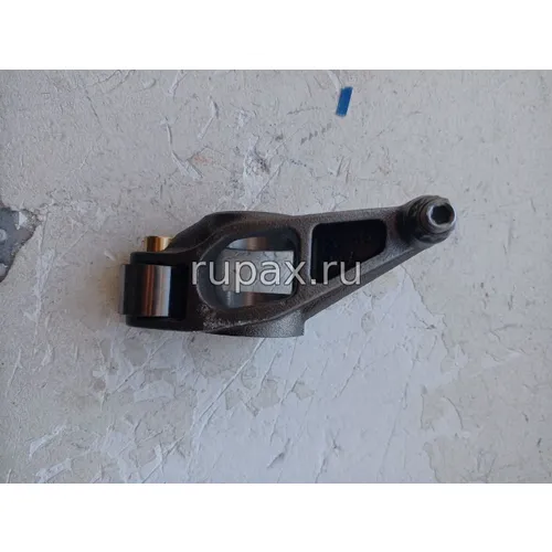 Фото Коромысло впускного клапана 3697292 ISG12E5