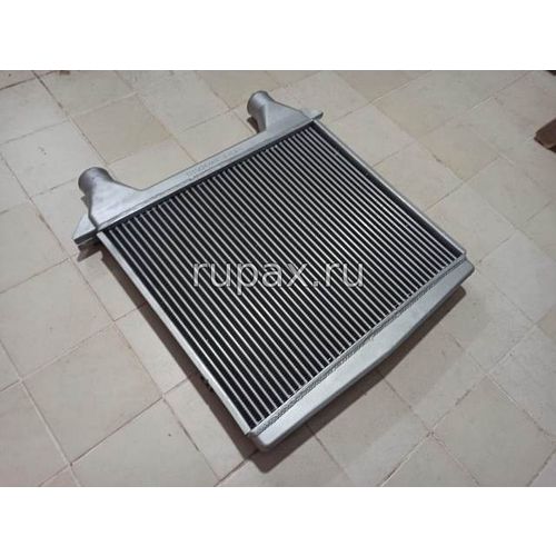 Фото Интеркулер радиатор охлаждения воздуха (645*550) 1118Z24-001 (Dong Feng ДонгФенг)